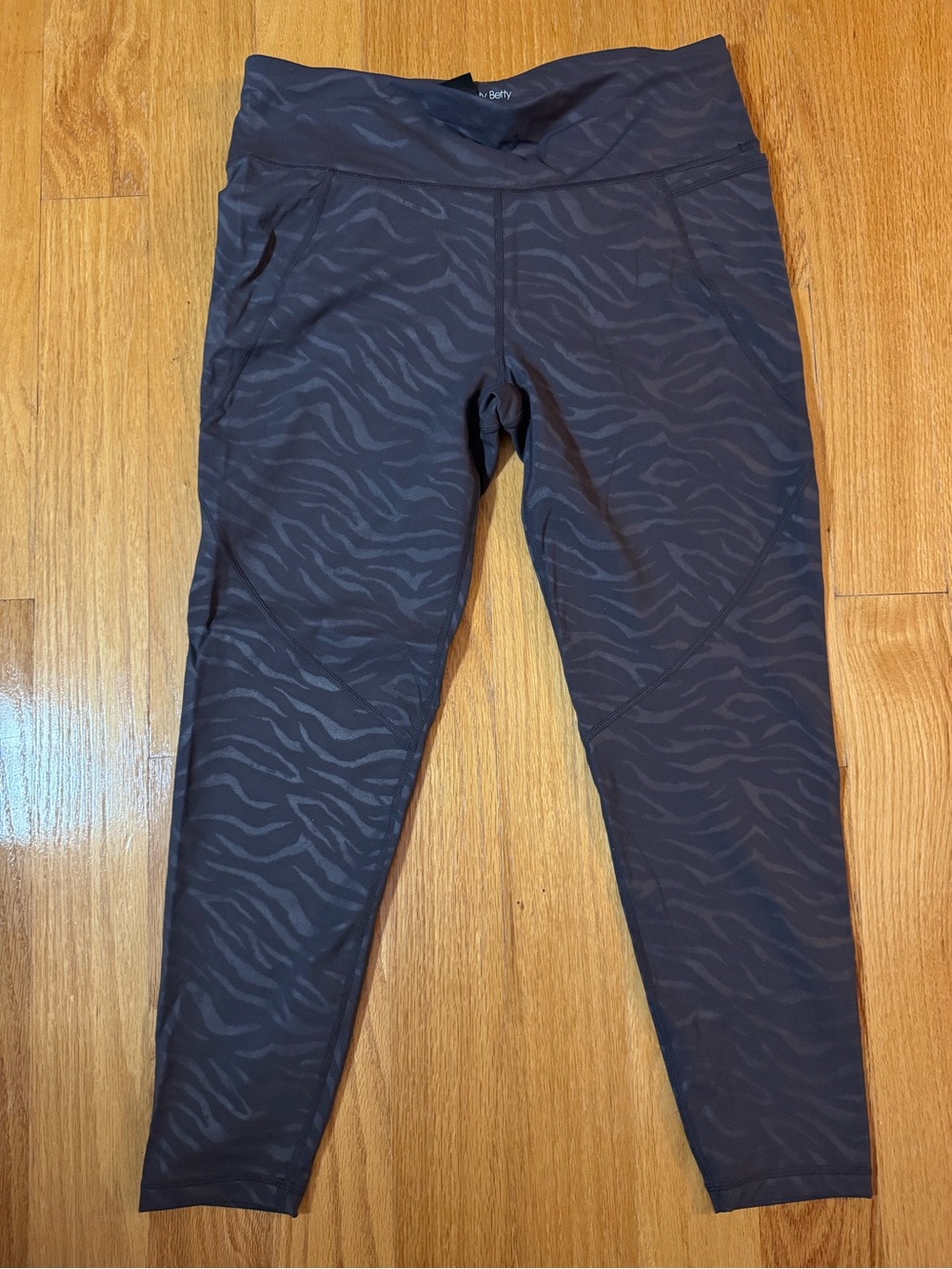 Sweaty Betty Zebra Print High-Waist Leggings - Gray on Grey